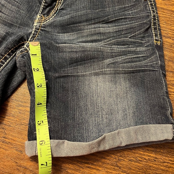 Hydraulic Lola denim shorts size 5/6 - Picture 5 of 9